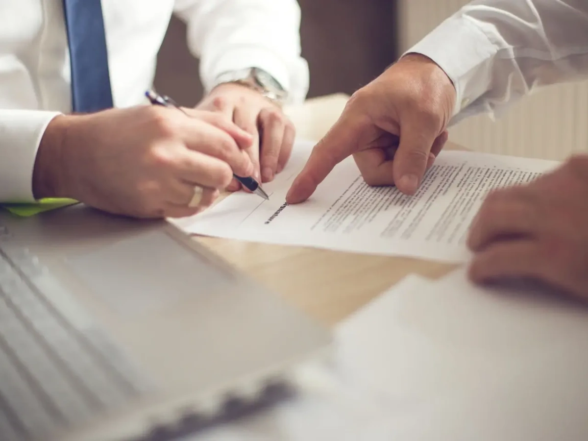 Business discussion over contract signing